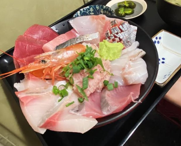 昼の部：贅沢海鮮丼